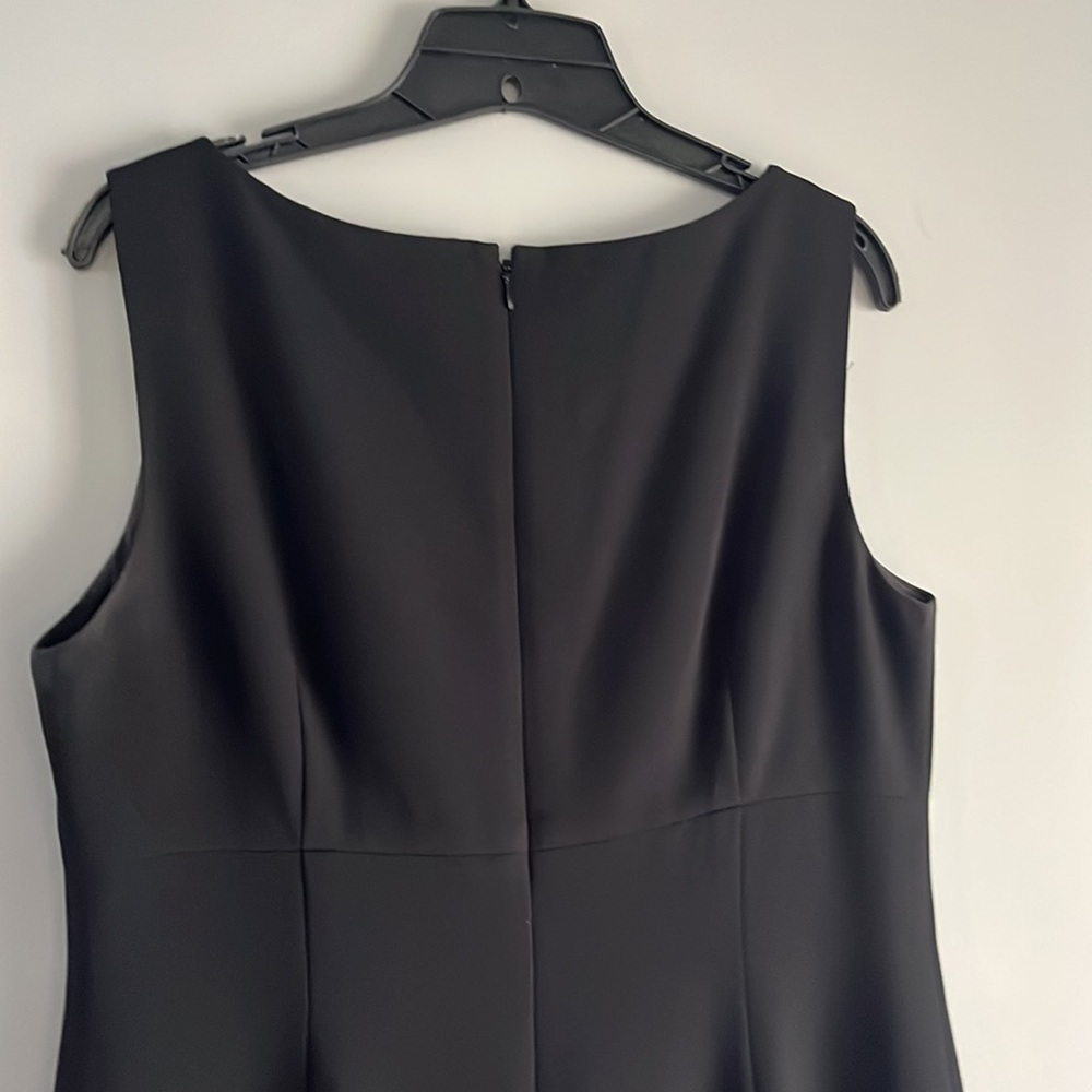 Kasper Classic Black Sleeveless Midi Dress - Picture 5 of 6